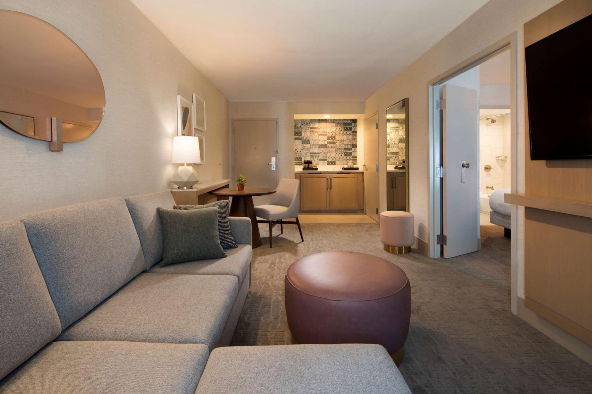 Hilton 4*