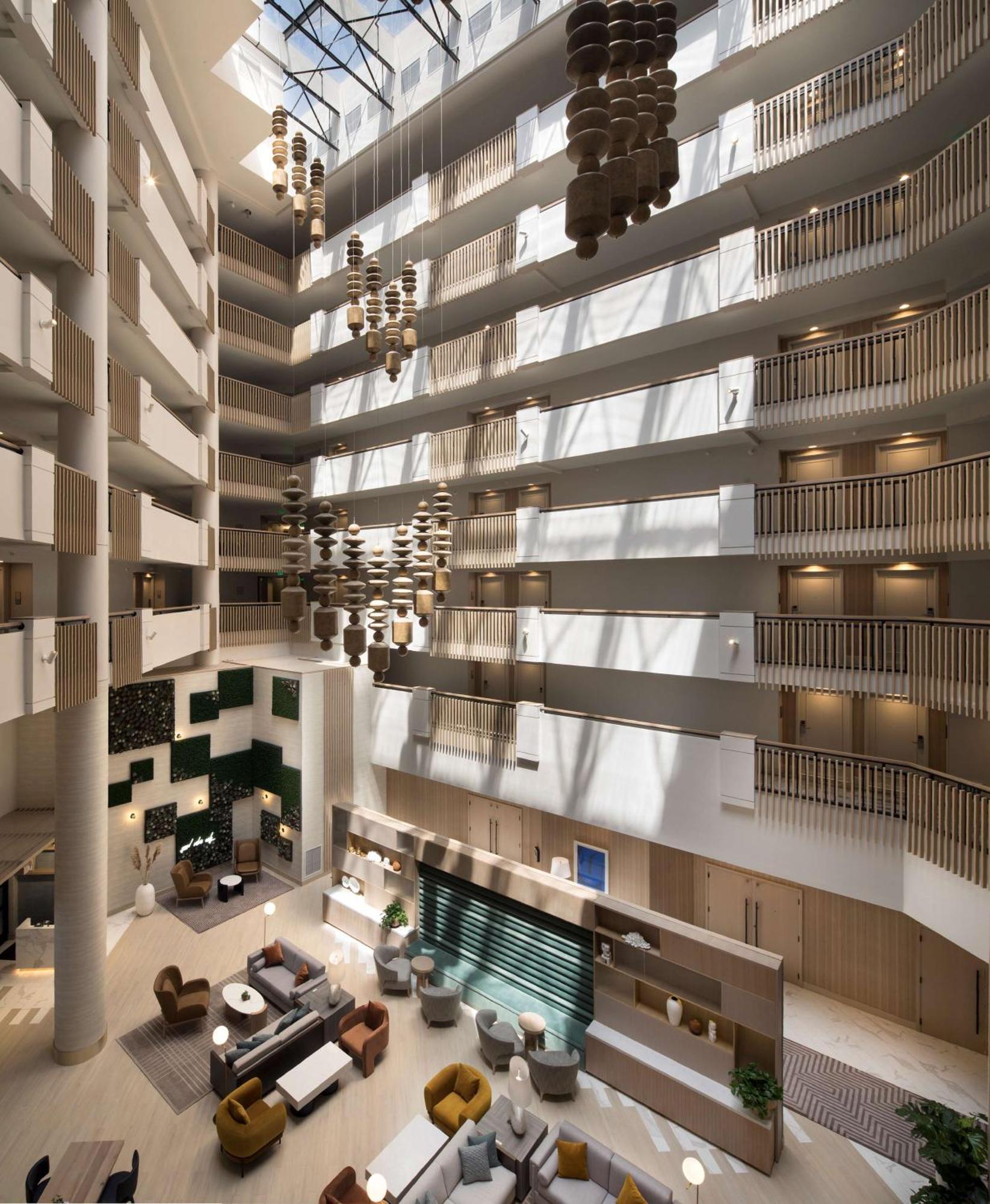 Hilton 4*